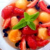 19 salade melon fraises cassis poivre de sichuan christelle capitaine 300