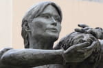 Carla Bruni-Sarkozy, statufi&eacute;e