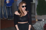 Lady Gaga : la chanteuse discr&egrave;te en brune