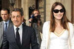 Carla Bruni-Sarkozy critique Val&eacute;rie Trierweiler