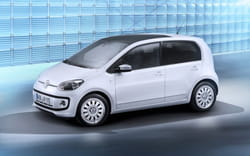 en 3 ou 5 portes, la vw up ! est légère comme une ballerine. en ville, elle se