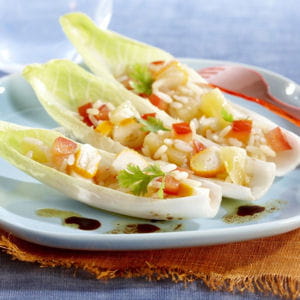 salade de riz à l'ananas, surimi et endives
