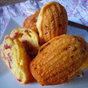 madeleines au reblochon et bacon