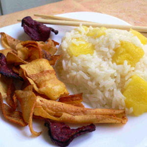 risotto d'ananas aux chips de légumes