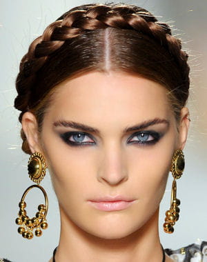 défilé moschino prêt-à-porter printemps-été 2012.  