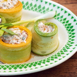roulés de courgettes au chèvre frais et au basilic 