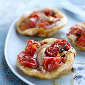 mini pizzas aux tomates cerise