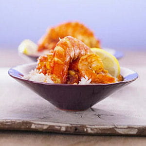 soupe de gambas épicée au riz et au curry