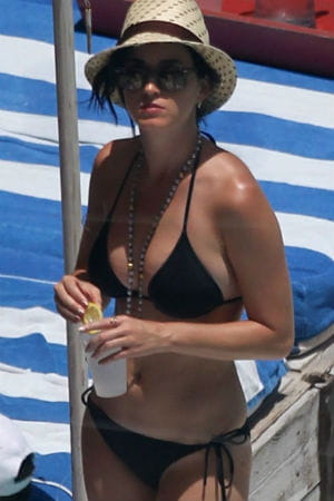 katy perry le 27 juillet 2012 à mimai beach.