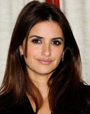 penelope cruz .