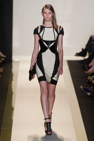 défilé hervé léger by max azria prêt-à-porter printemps-été 2013 
