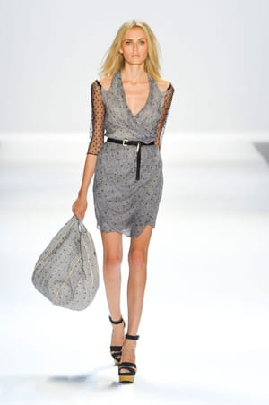 défilé charlotte ronson prêt-à-porter printemps-été 2013 