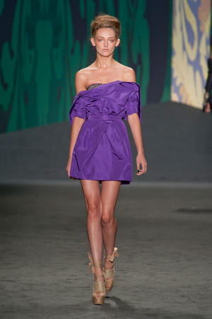 défilé vera wang prêt-à-porter printemps-été 2013 
