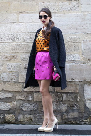 a la sortie des défilés prêt-à-porter printemps-été 2013 à paris
