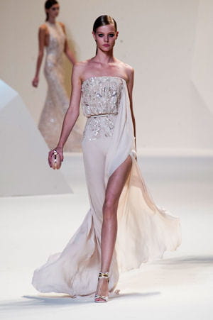 défilé elie saab prêt-à-porter printemps-été 2013