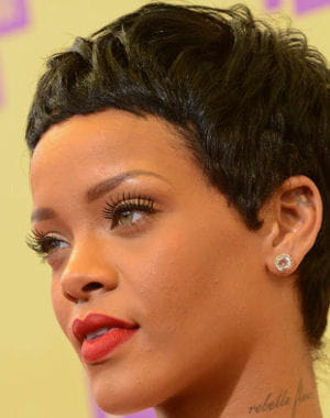 rihanna aux mtv video music awards 2012 à los angeles.  