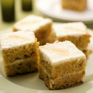 carrot cake avec glaçage au kiri 
