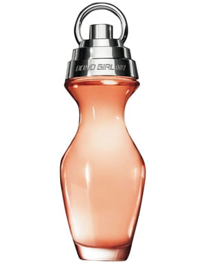bond girl 007 d'avon