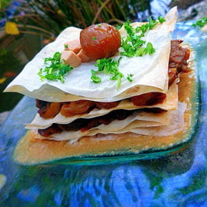 mille-feuilles de joues de porc braisées et châtaignes