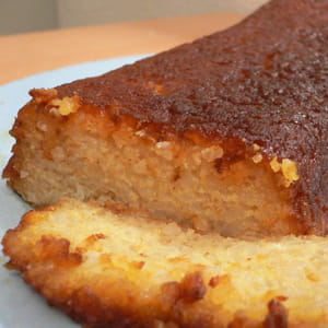 gâteau de riz au caramel et à l'orange