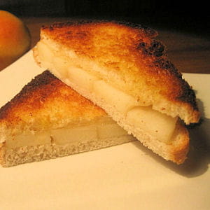 croque poire-parmesan