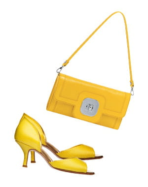 la pochette 'gatsby' de longchamp et les chaussures de sarah chofakian