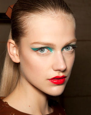 défilé loewe prêt-à-porter printemps-été 2011 