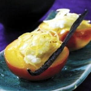 nectarines d'ici farcies au riz au lait, gingembre et citron