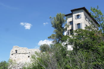 Une authentique b&acirc;tisse proven&ccedil;ale en pierre