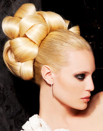 Coiffure de soir&eacute;e : des id&eacute;es pour les f&ecirc;tes