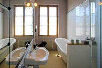 Salle de bains : comment l'am&eacute;nager, la r&eacute;nover et la d&eacute;corer
