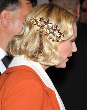 Accessoires de cheveux : le nouvel atout coiffure des stars