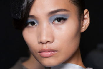 Maquillage des yeux : la tendance pastel