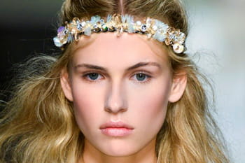 Coiffure : les accessoires de cheveux de la saison