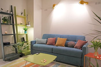 Avant-apr&egrave;s : un deux-pi&egrave;ces &agrave; la d&eacute;co pastel
