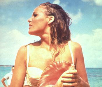 ursula andress