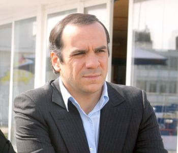 françois-xavier demaison, un homme d'argent devenu 'saltimbanque'.