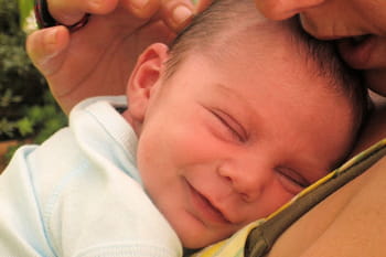 Chut, b&eacute;b&eacute; dort !