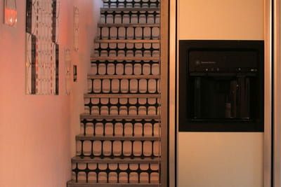 papier peint sur l'escalier