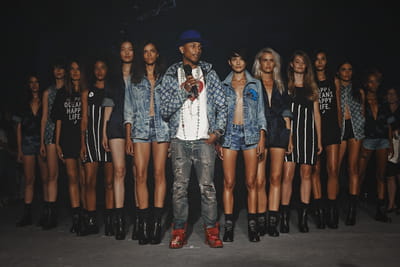 15184001 nyfw ocean night show 0094