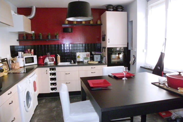 Idee Deco Chambre Beige Marron : La cuisine de Marylène après Relooking intégral de cuisines Idee Deco Chambre Beige Marron : La cuisine de Marylène après Relooking intégral de cuisines