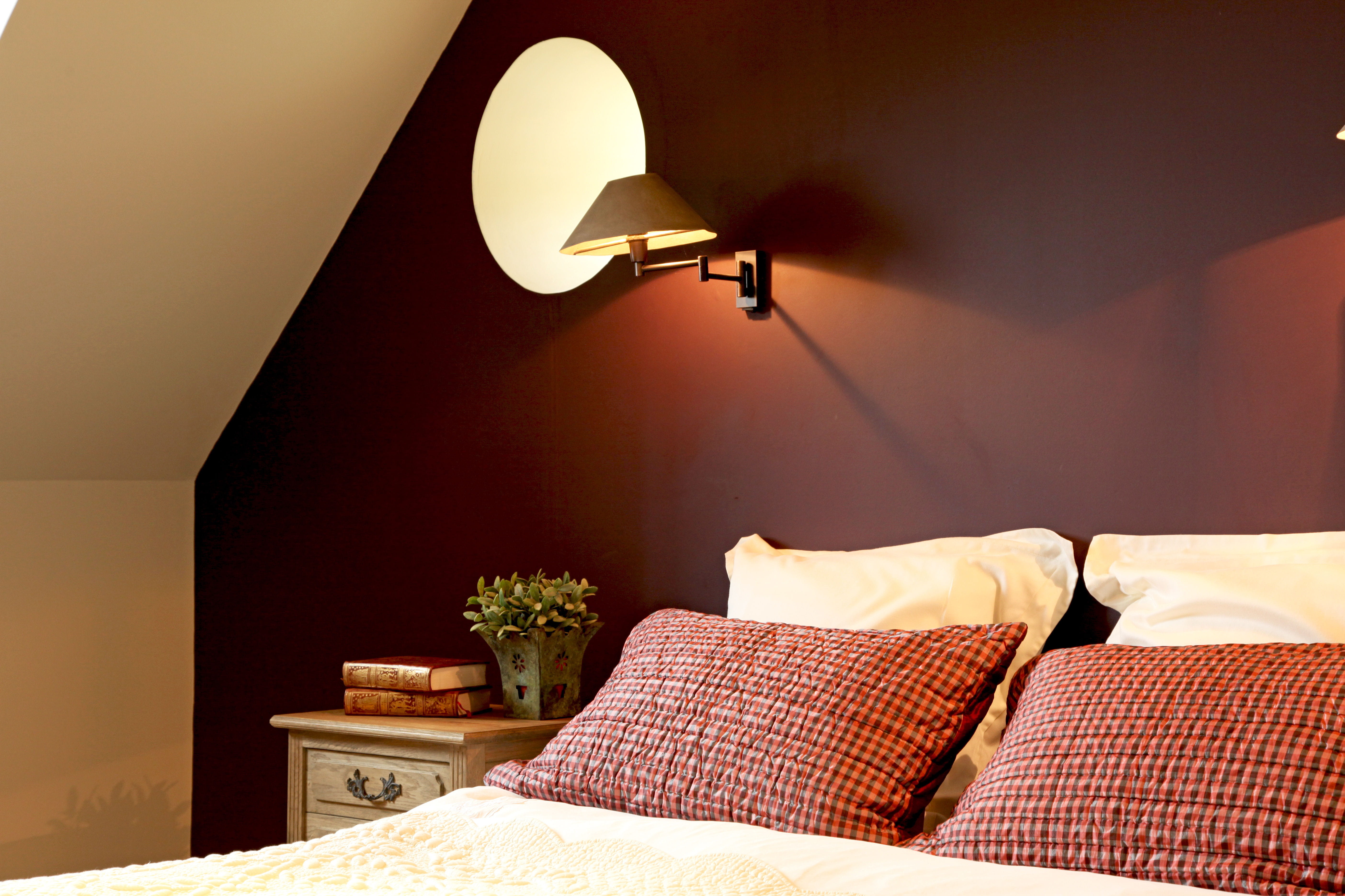 Décoration chambre lie de vin