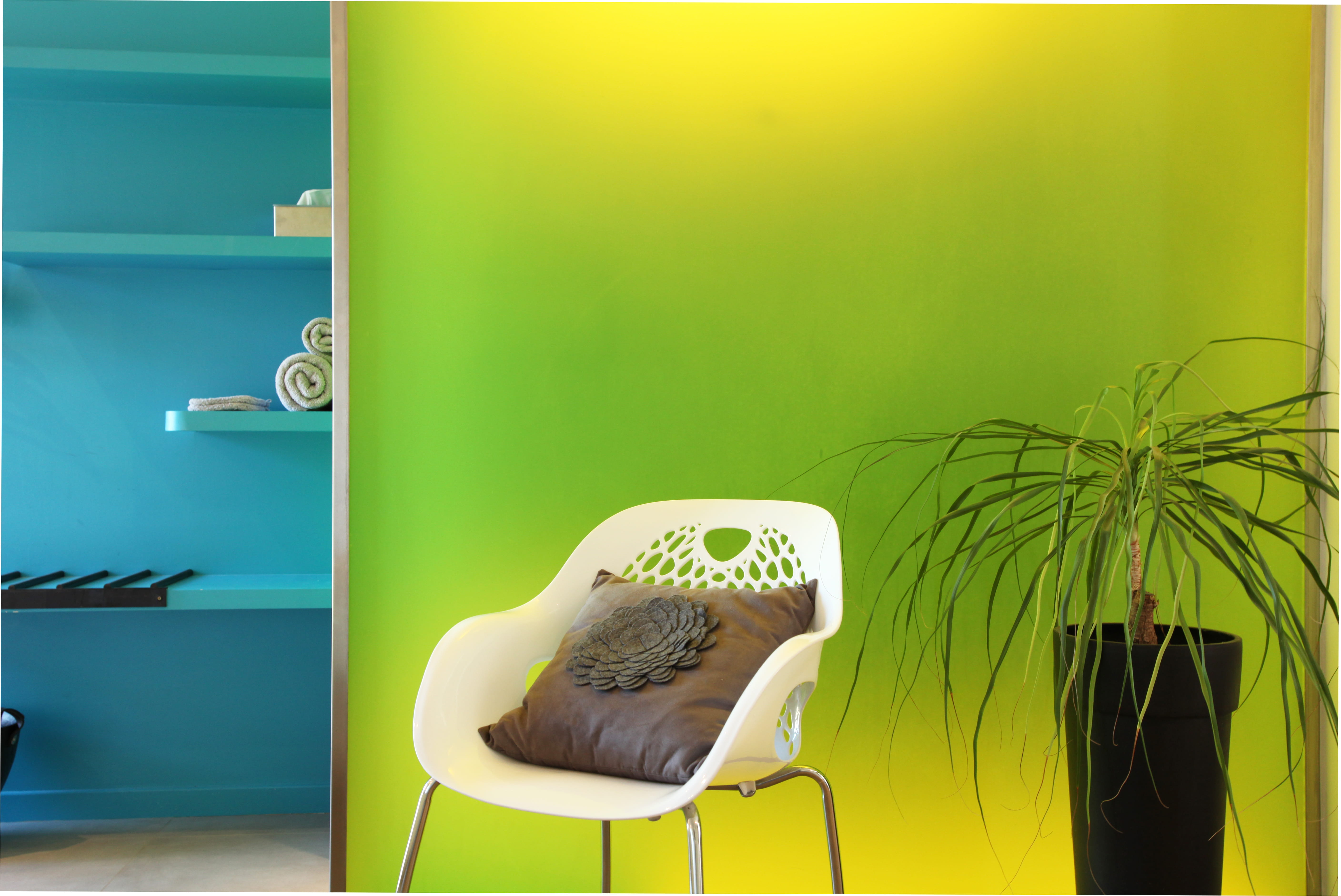 Salle de bain turquoise et jaune – lombards