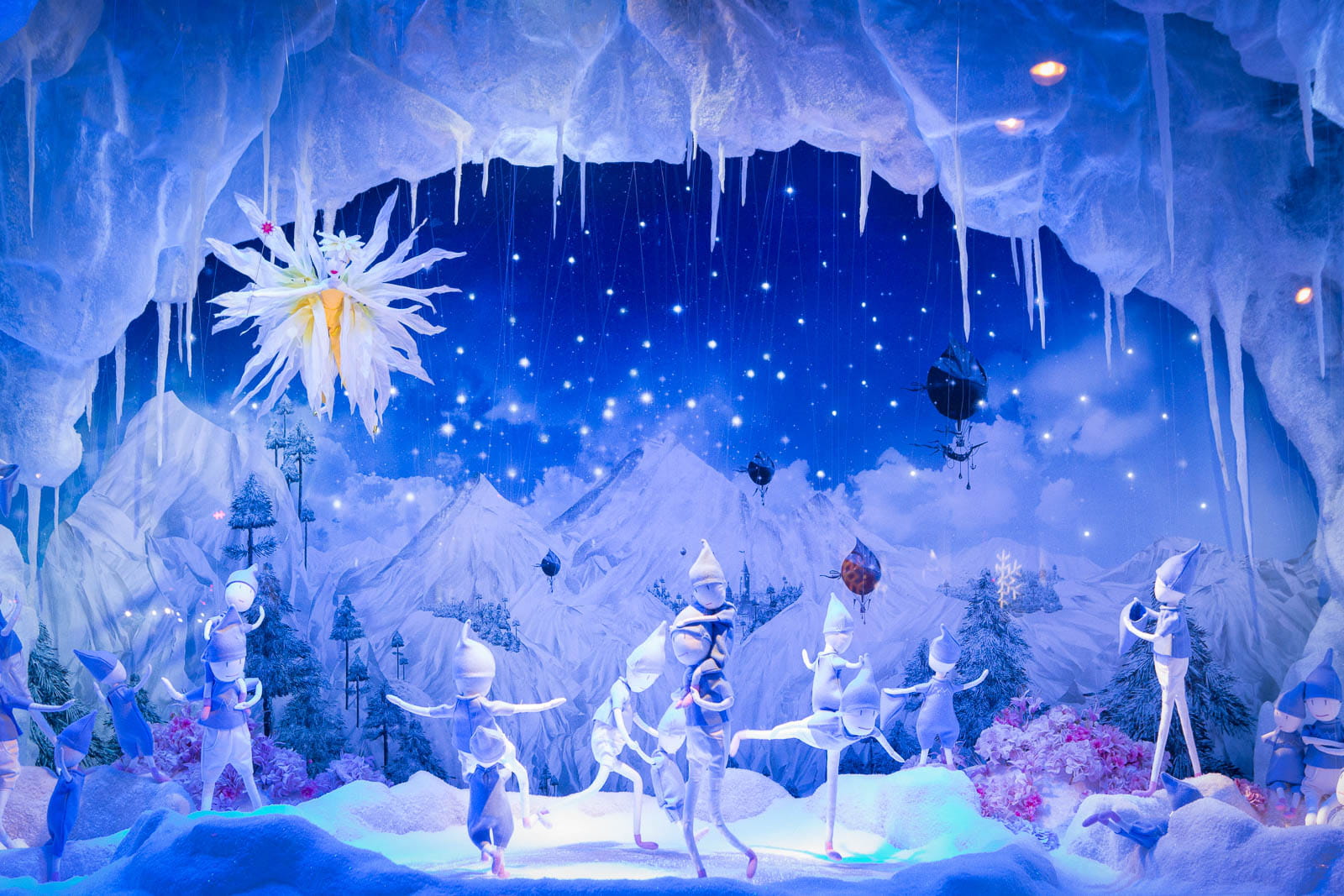 Les plus belles vitrines de Noël animées à Paris 11 vitrines animees au printemps