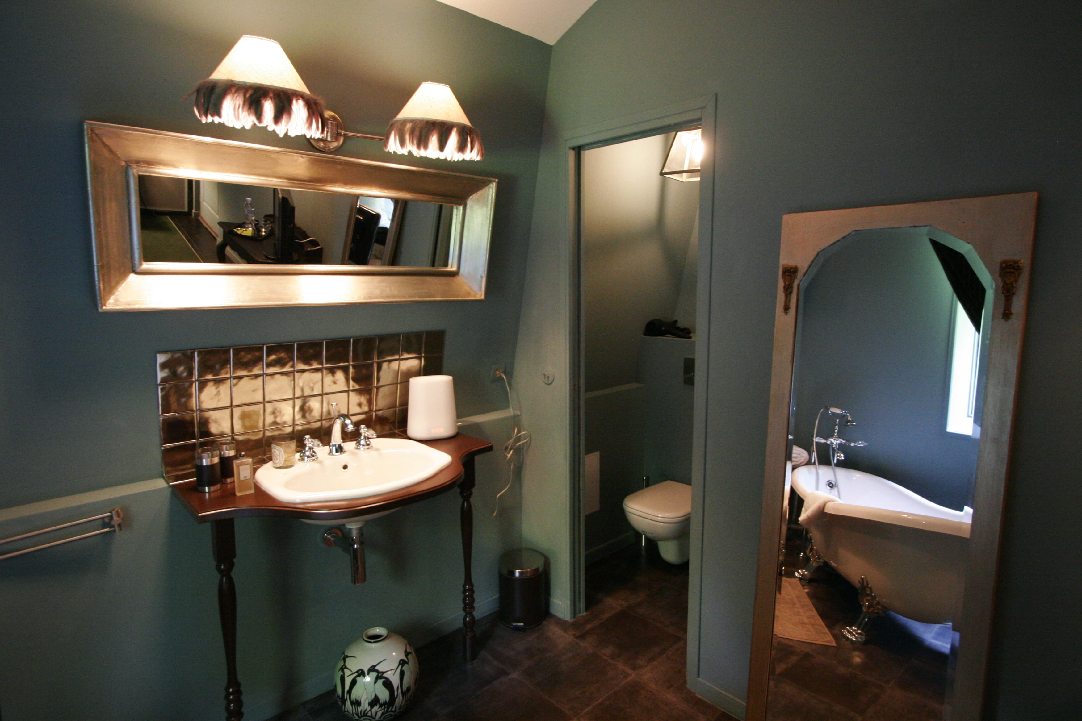 Une salle de bains qui brille