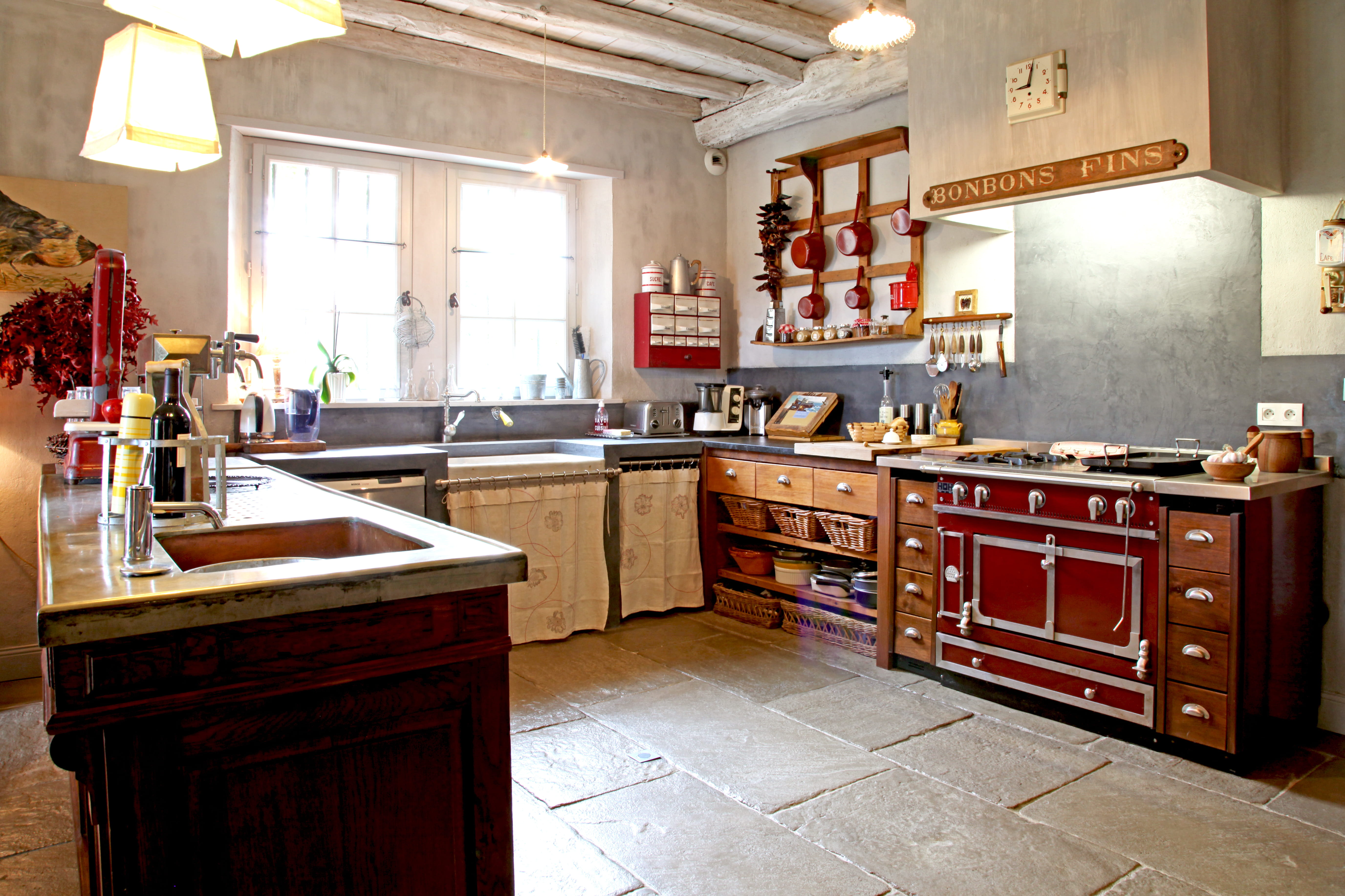 Salle De Bain Avec Zellige Beldi : Sous le charme des cuisines campagne chic Journal des Femmes Salle De Bain Avec Zellige Beldi : Sous le charme des cuisines campagne chic Journal des Femmes