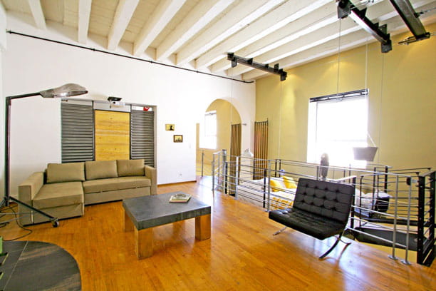 Un loft à la déco industrielle et récup'