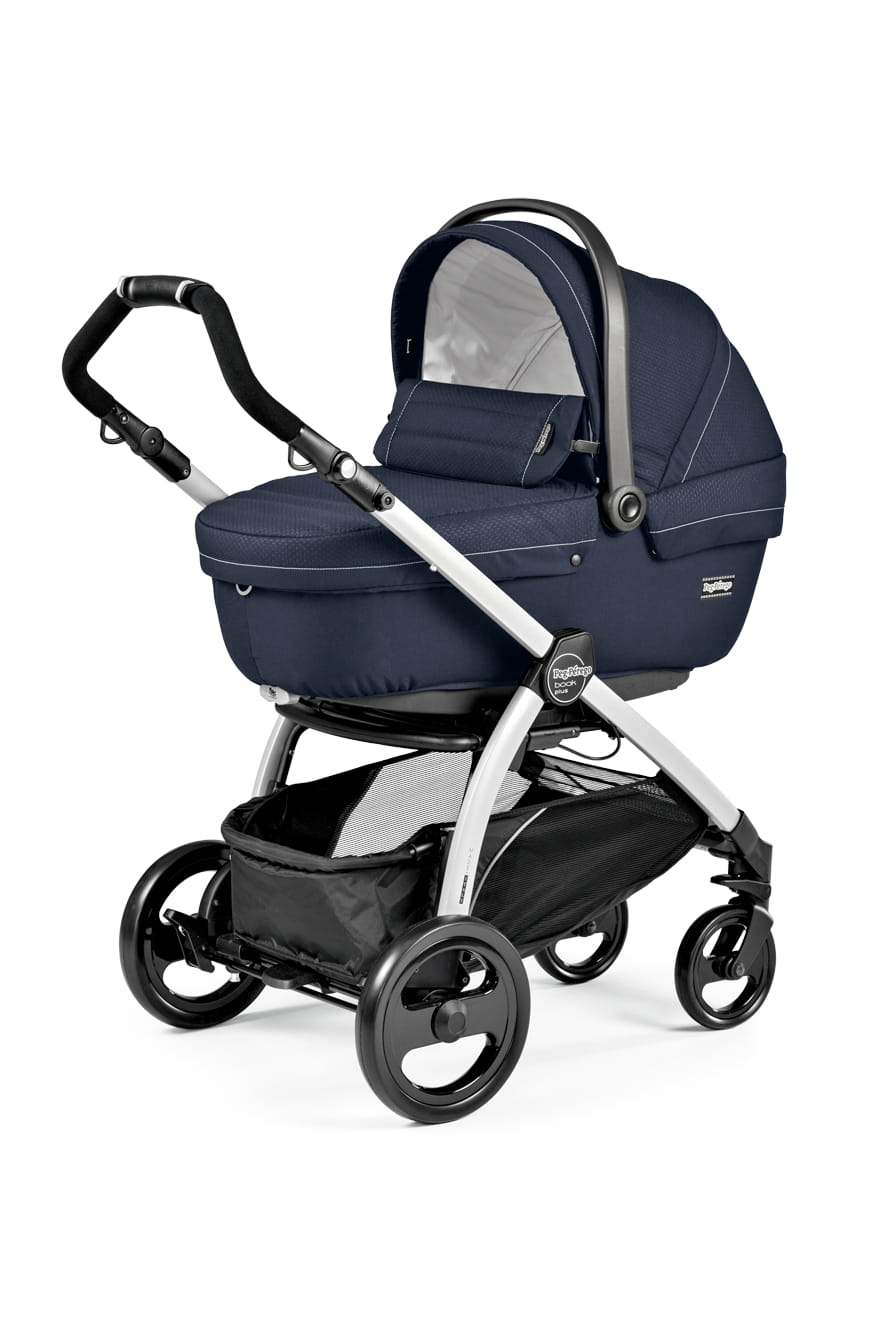 Une poussette avec nacelle Les indispensables pour la naissance de