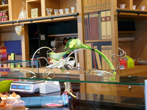 Le Carton Et Les Fleurs Un Sava...