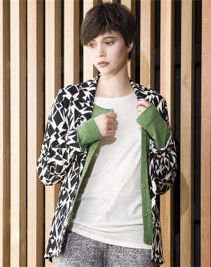 veste noire et blanche d'american vintage